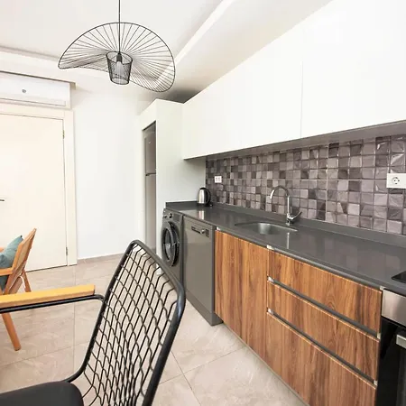 度假居 Amazing House With Balcony 1 Min Walking Distance To The Beach In Bodrum 博德鲁姆